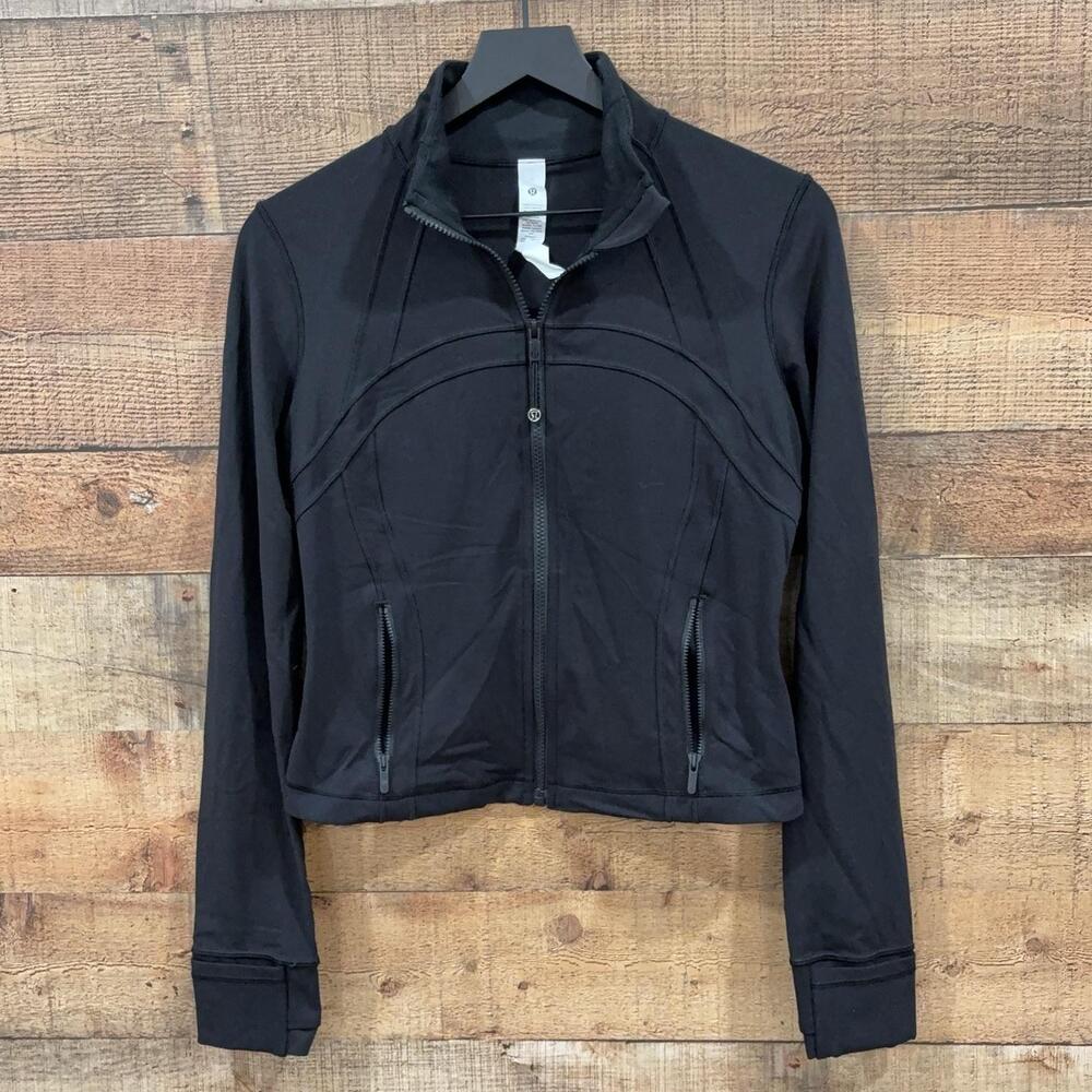 Lululemon Define Jacket crop Womens Size 10 Black Slim Fit Full Zip Thumbholes